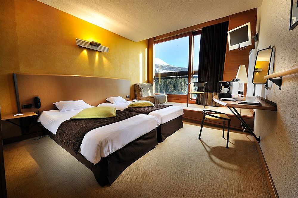 Belambra Clubs Arc 1800 - Hotel Du Golf Les Arcs  Екстериор снимка